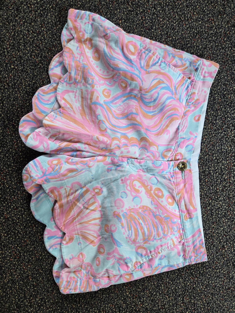 Lilly Pulitzer Seashell Scallop-Hem Shorts - Pink & Light Blue